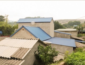 Tuyệt chiêu hạ nhiệt nhà mái tôn những ngày hè nóng bức
